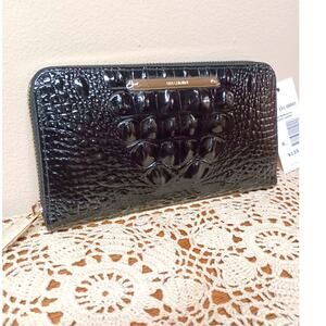 NWT BRAHMIN SURI BLACK MELBOURNE LEATHER ZIP AROUND WALLET